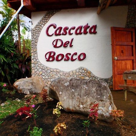 Cascata Del Bosco Cabinas Hotel San Vito Buitenkant foto